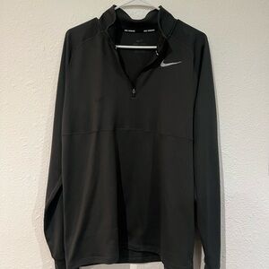 Nike Men's Black Lightweight Pullover